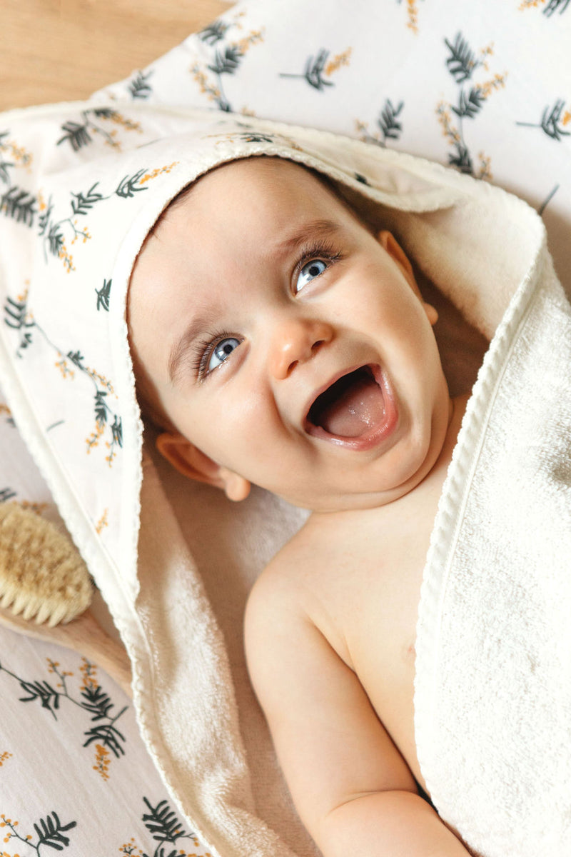 Cape de bain bébé BLANCHE . Fabriqué en France